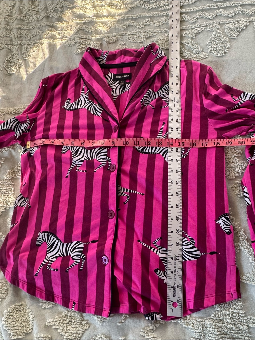 Room Service Women’s Small Pink Zebra Stripe Pajama Set Button Down Lounge - Picture 14 of 14